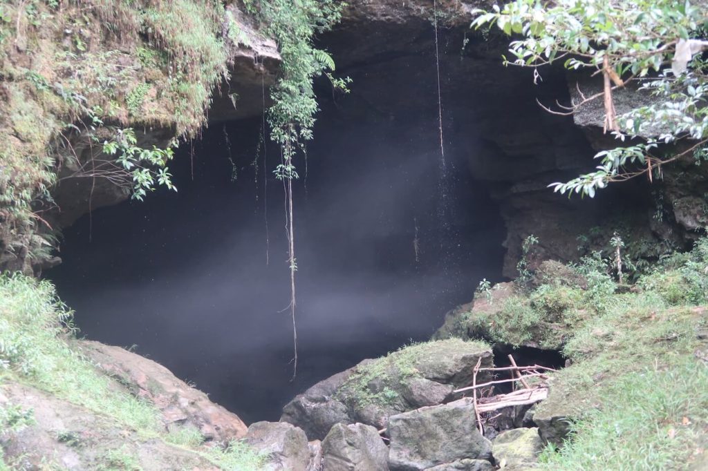 there's a cloud inside of the cave